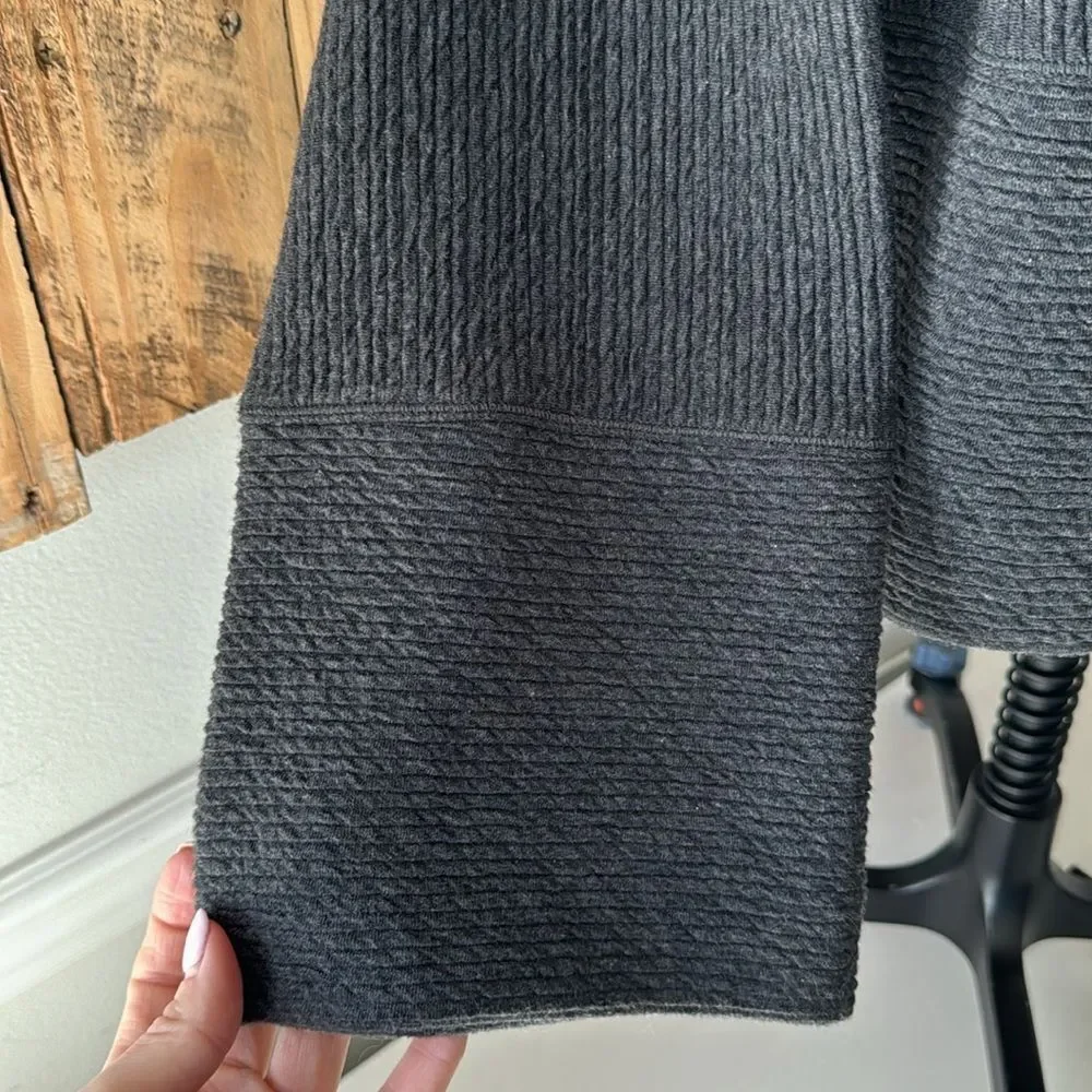 Lululemon Women’s Size Large Grey Retreat Yourself Textured Pullover Sweatshirt - Picture 9 of 15